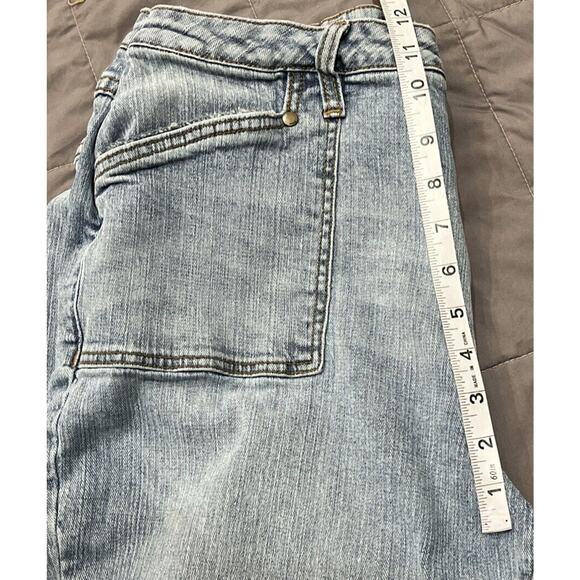 ZD Premium High Rise (Mom) Jeans Size 18 Bootcut Light Wash Denim Jeans 33x31 - Picture 8 of 8